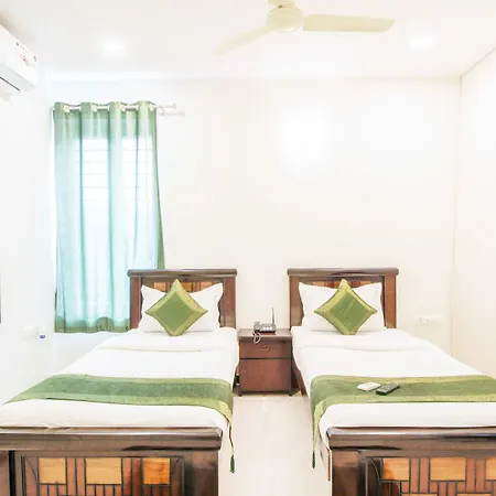 فندق Treebo Abode Platina